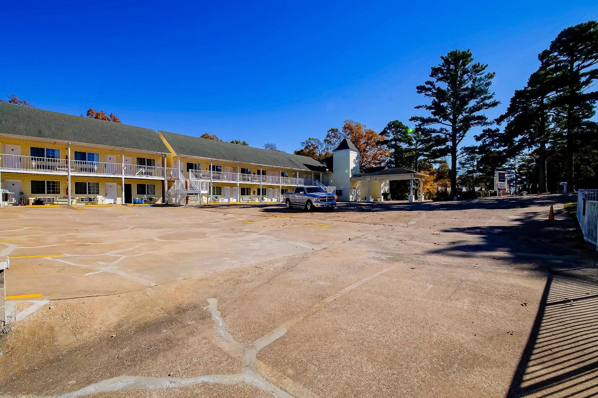 Hotel O Eureka Springs - Christ of Ozark Area Exterior foto